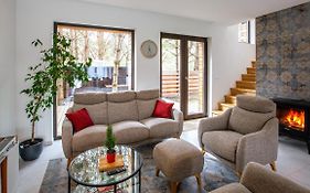 Pine Home